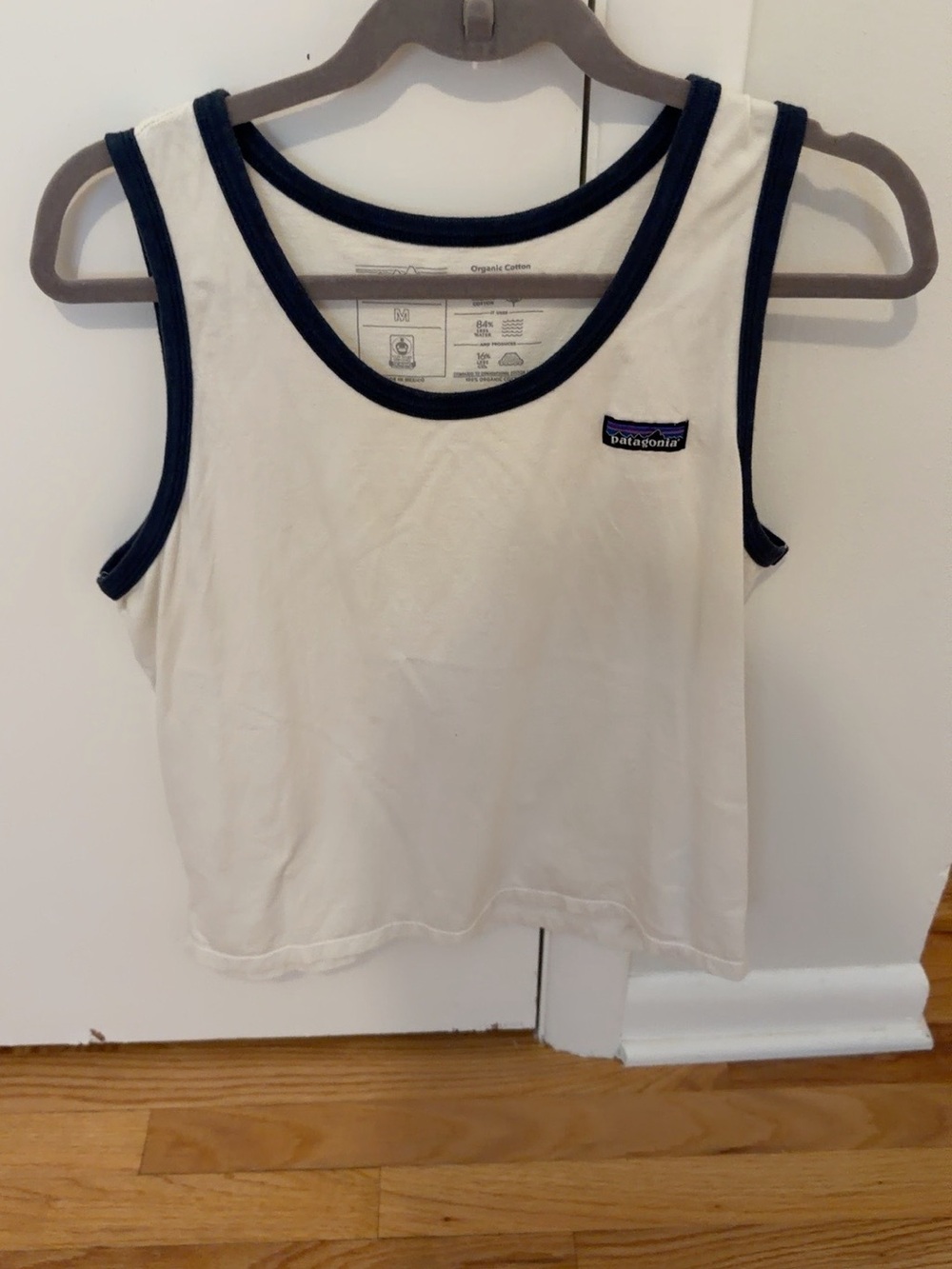 Patagonia P-6 Label Organic Cotton Tank White Navy Women’s M